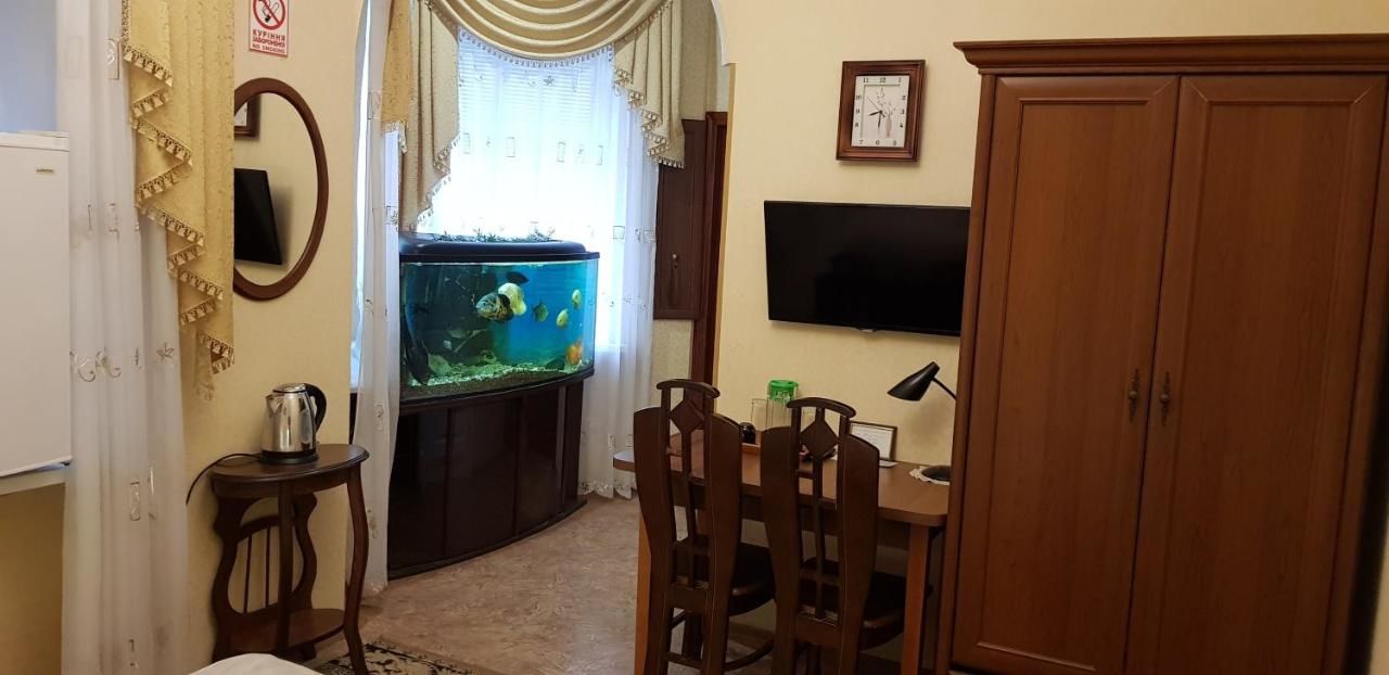 Отель Отель Елена Херсон